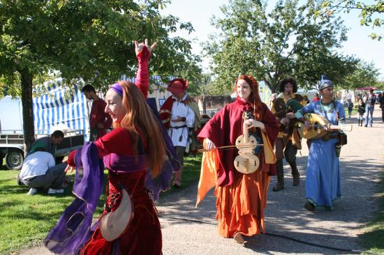 Troupe les derniers trouvères