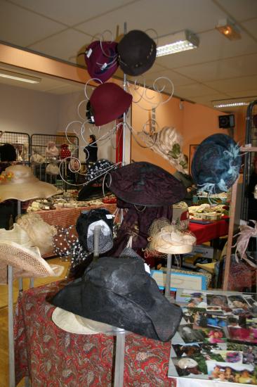 Salon aux bonheur des dames St Pierre en Port